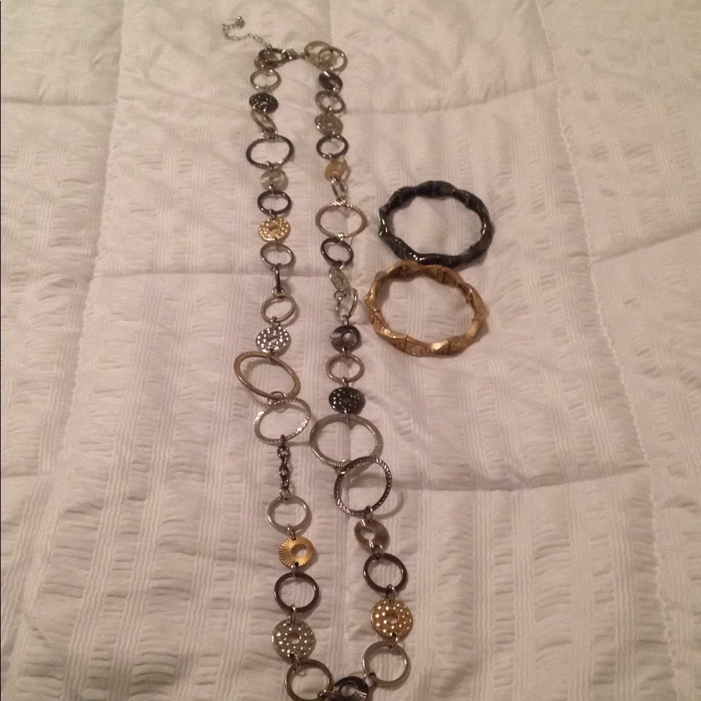 Necklace & 2 bracelets